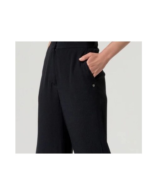 PANTALON RECTO PINZAS CON BOLSILLOS