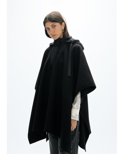 CAPA DE PAÑO CON CUELLO NYLON LC