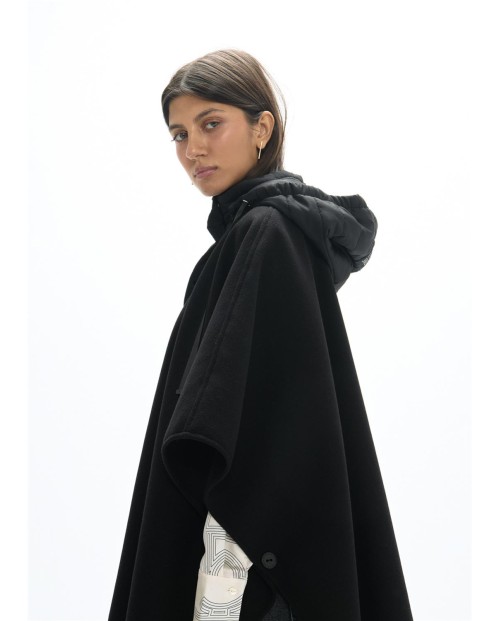 CAPA DE PAÑO CON CUELLO NYLON LC