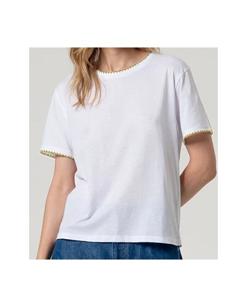 CAMISETA BLANCA BASICA MUJER CON RIBETE CONTRASTE