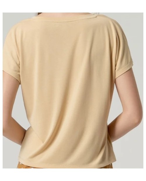 CAMISETA BASICA SUELTA ESCOTE EN V 2