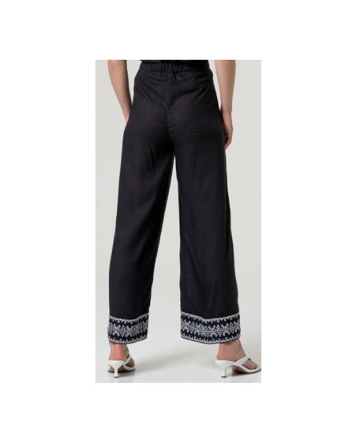 PANTALÓN ANCHO NEGRO ESTILO BOHO