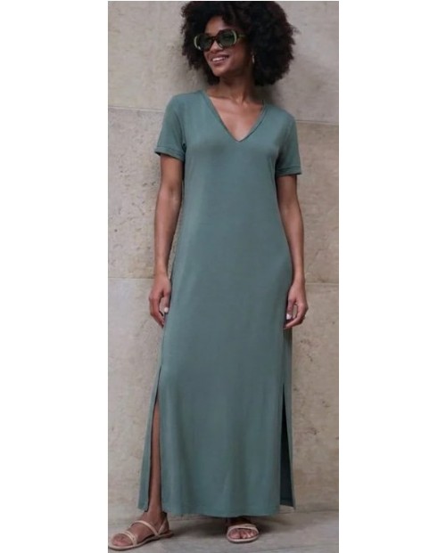 VESTIDO LARGO VERDE ESCOTE DE PICO