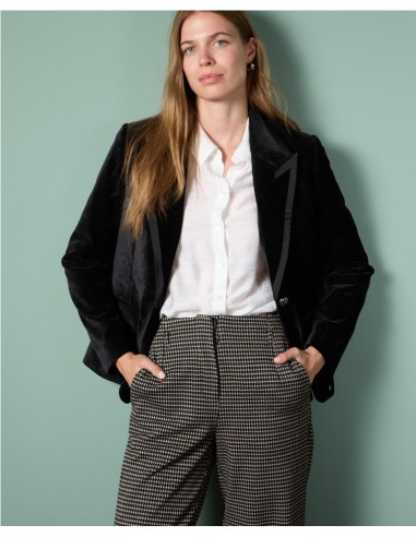 PANTALON RECTO SURKANA ESTAMPADO EN PATA DE GALLO