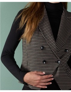 CHALECO CRUZADO SURKANA ESTAMPADO 2