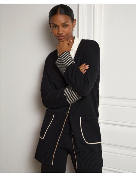 CARDIGAN DE TRICOT CON BOLSILLOS