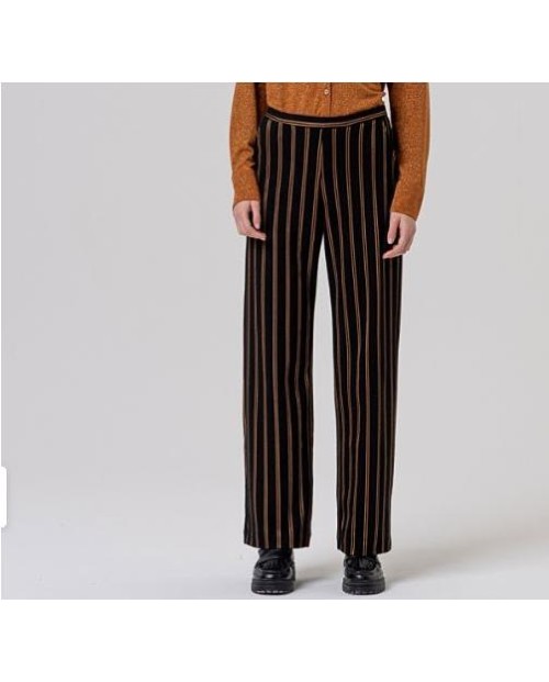 SURKANA PANTALON RECTO MUJER NEGGRO 2